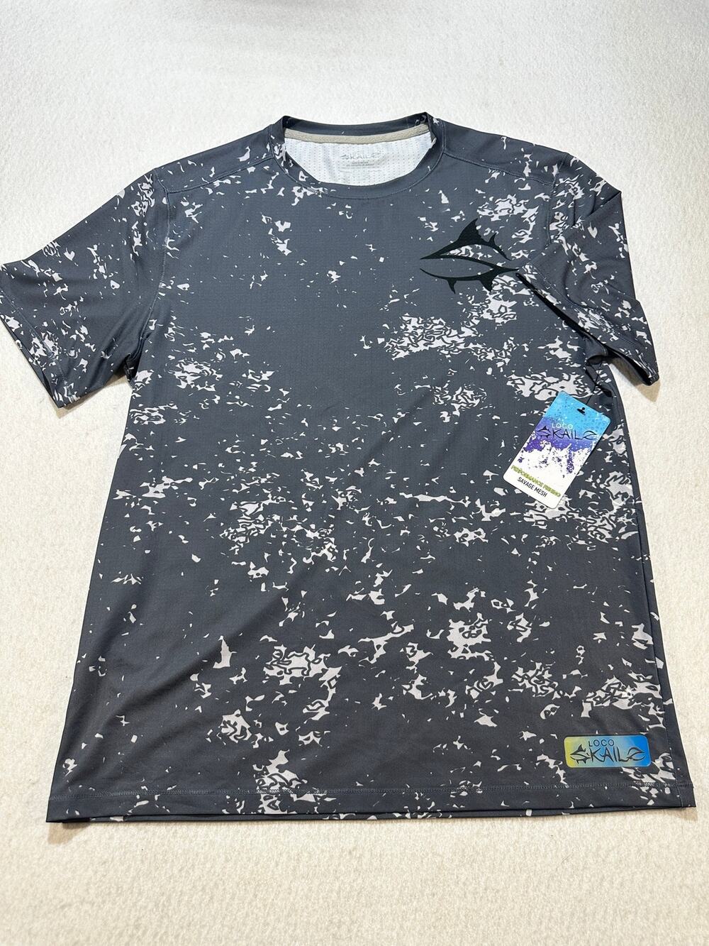 Loco Skailz Savage Mesh Fishing Shirt Men’s M Gray Camo Performance NWT